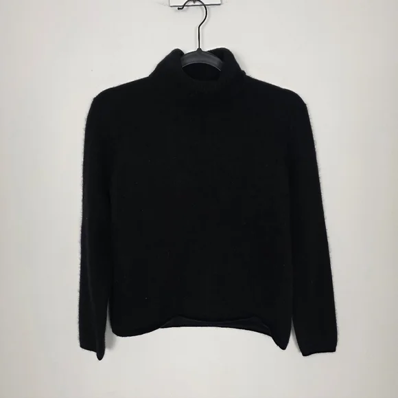 Parisian Signature Cashmere Black Turtleneck Sweater - Picture 1 of 7